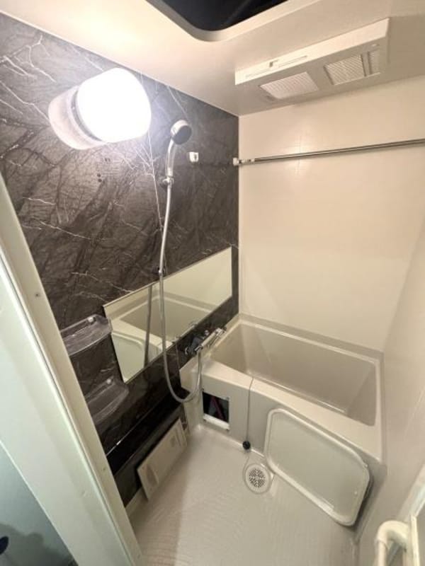 バス／シャワールーム等(★バスルーム★)