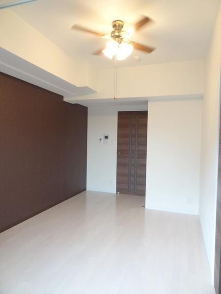 物件内観写真11　(★とってもキレイな洋室★)