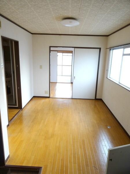 物件内観写真7　(★リビング周り★)