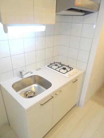 物件内観写真4　(★システムキッチン★)