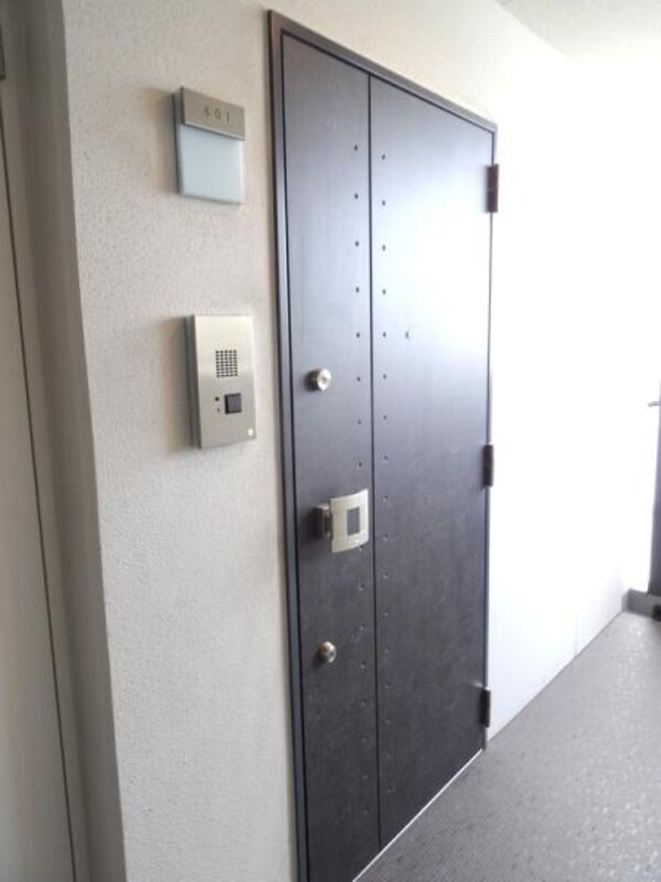 玄関(★表玄関★)