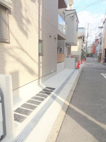 物件外観写真5　(★駐輪スペース★)