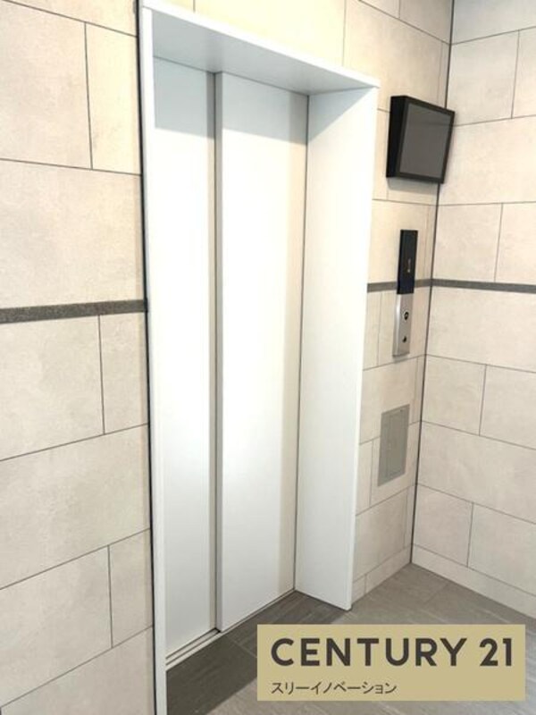 エントランス(エレベーター付き！)