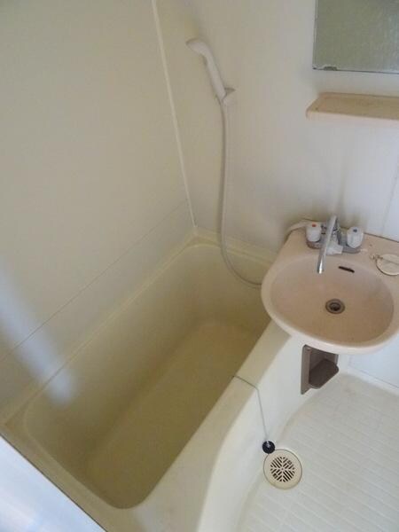 物件内観写真8　(★鏡に洗面付き★)