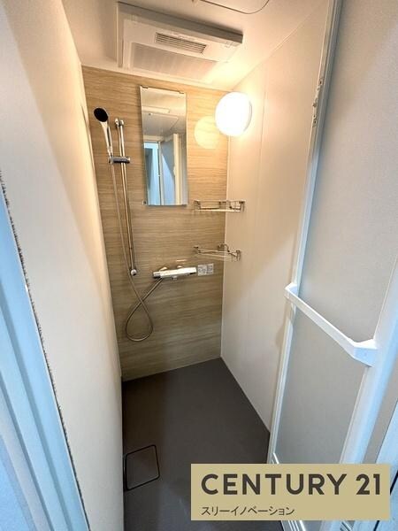 物件内観写真12　(★シャワールーム★)