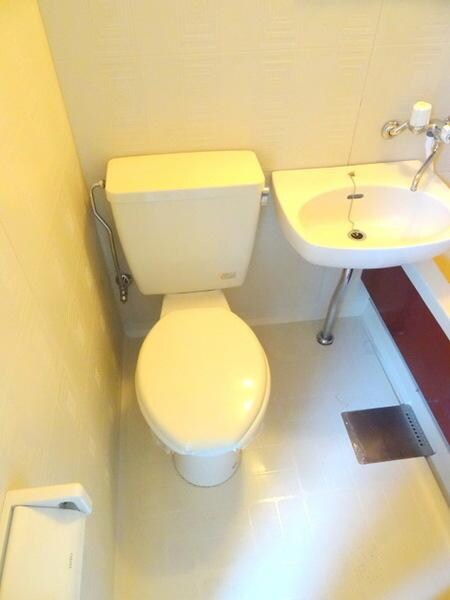 物件内観写真7　(★ユニットのトイレ★)