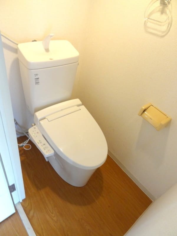 トイレ(★ウォシュレット機能付き★)