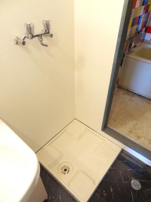 洗面台・洗面所(室内洗濯パン完備)