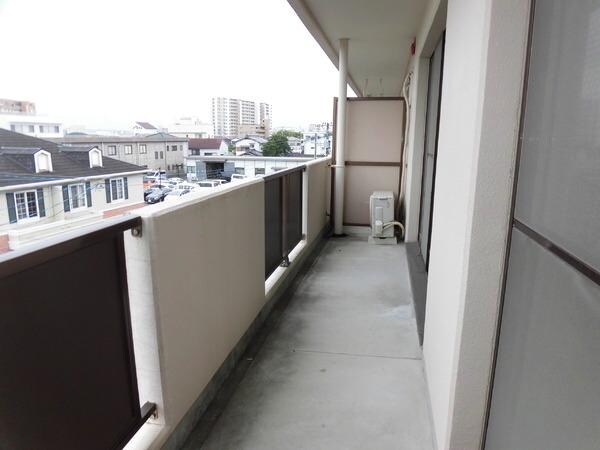 物件内観写真13　(同間取り別階)