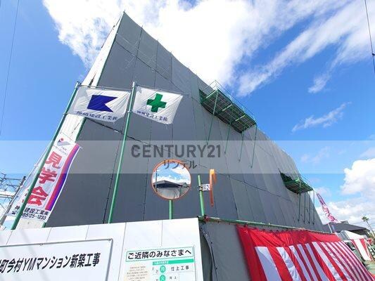 物件外観写真1　(建築中)