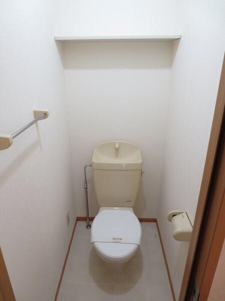 物件内観写真5　(同間取り別階)