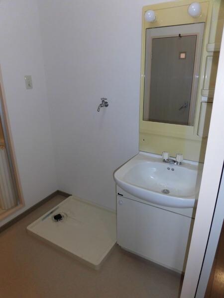 物件内観写真8　(同間取り別階)