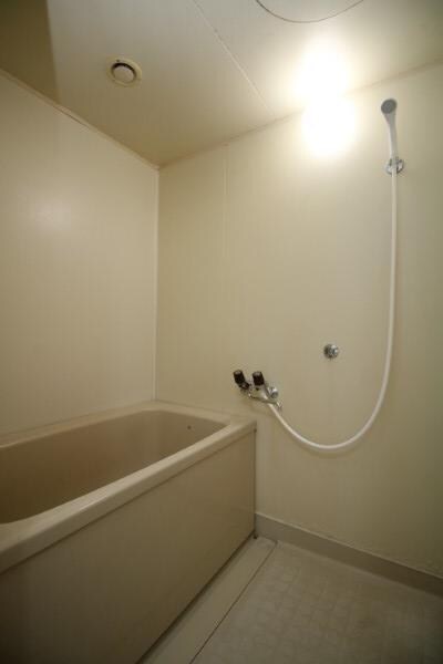 物件内観写真10　(同間取り別階)