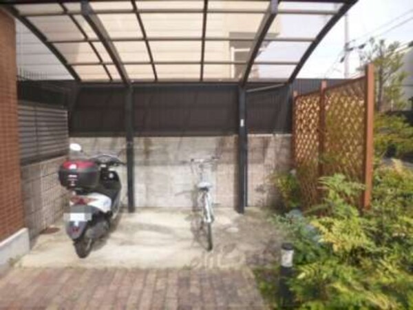 駐輪場