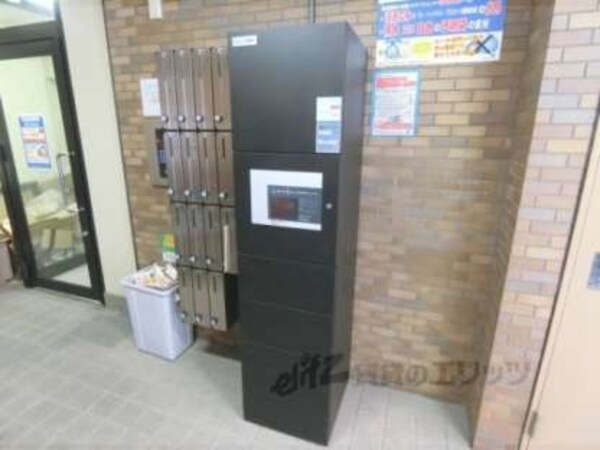 宅配ボックス