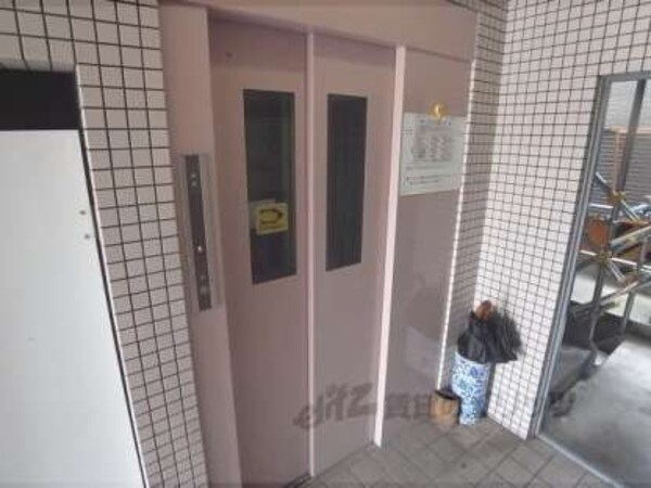エレベーター