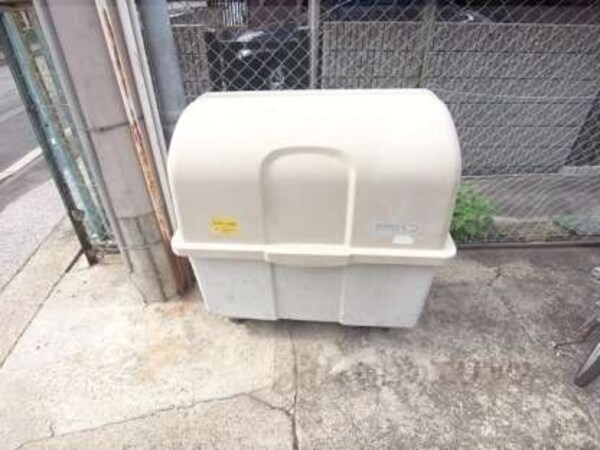 ゴミボックス