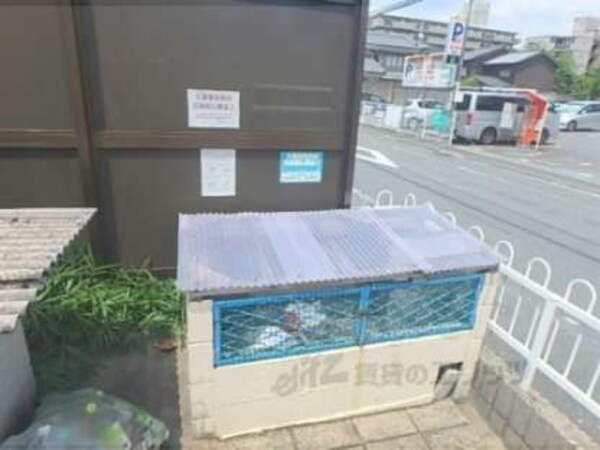 ゴミ置き場