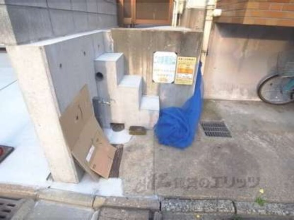 ゴミ捨て場