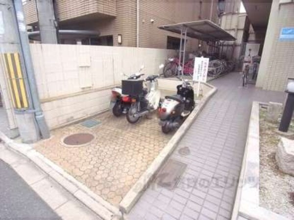 駐輪場