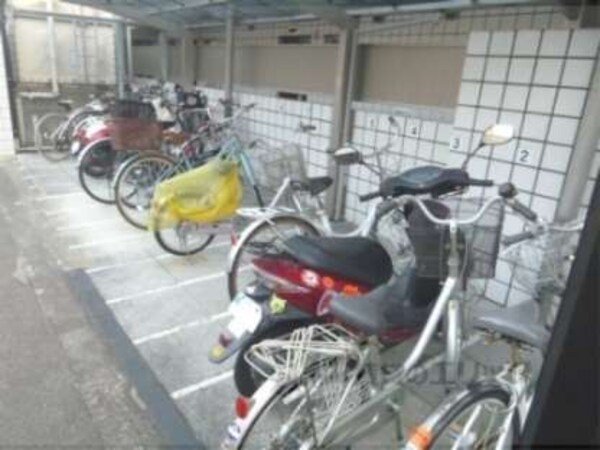 駐輪場