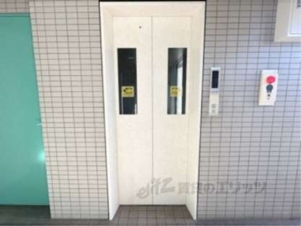 エレベーター
