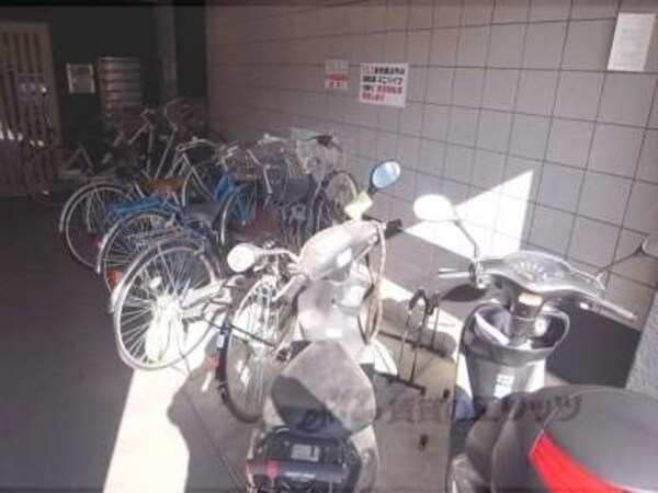駐輪場