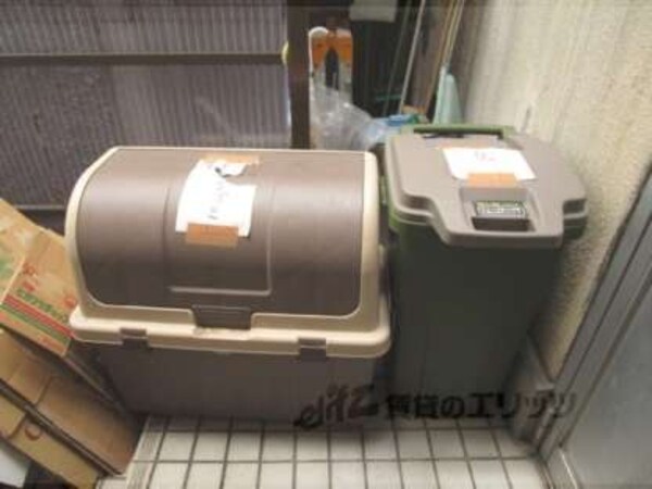 ゴミ置き場