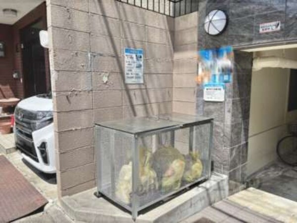 ゴミ置き場
