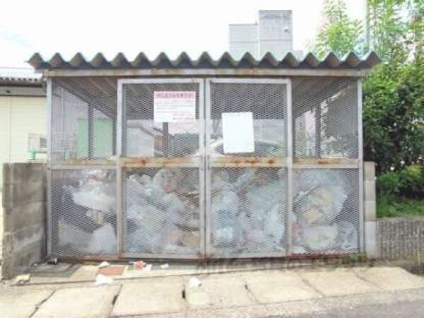 ゴミ置き場