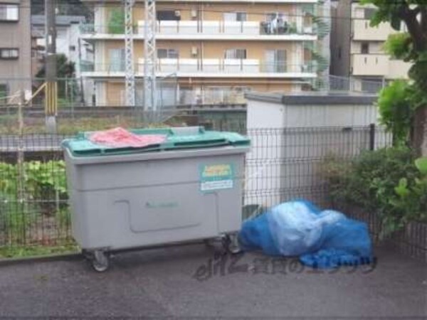 ゴミボックス