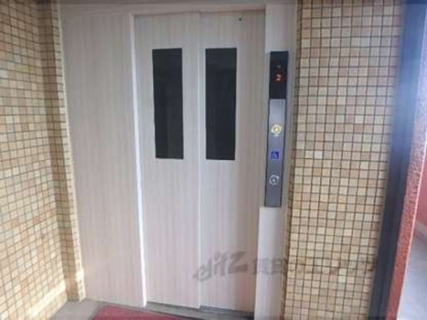 エレベーター
