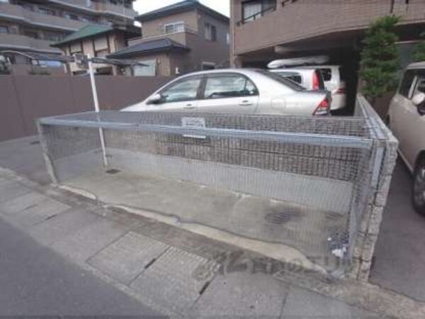 ゴミ捨て場