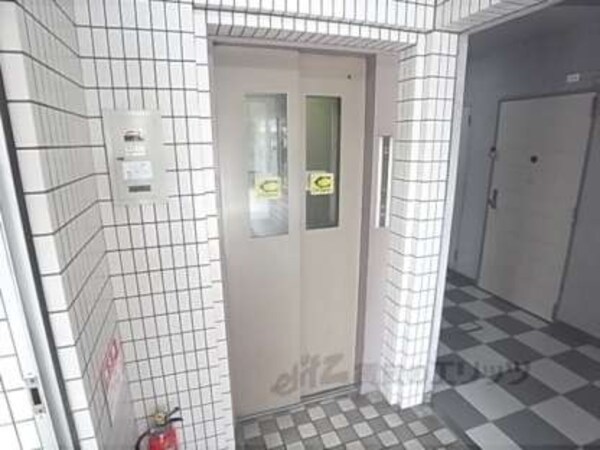 エレベーター