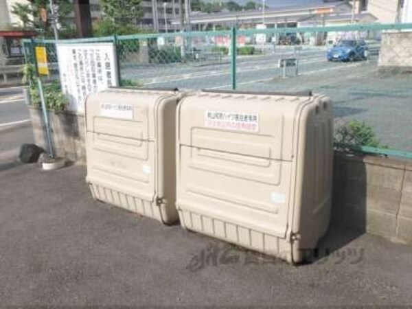 ゴミ収集場