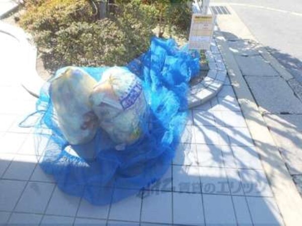 ゴミ出し場