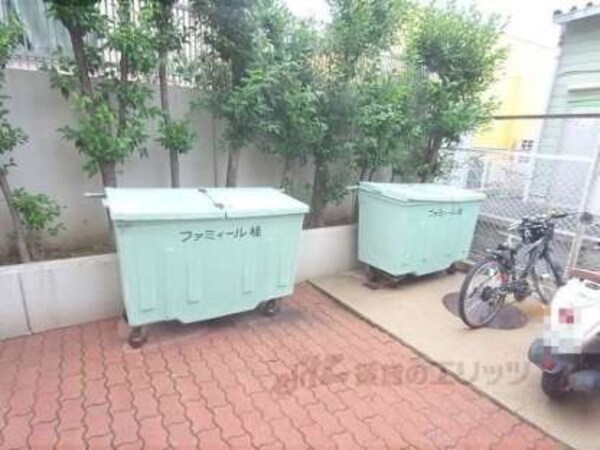 ゴミボックス