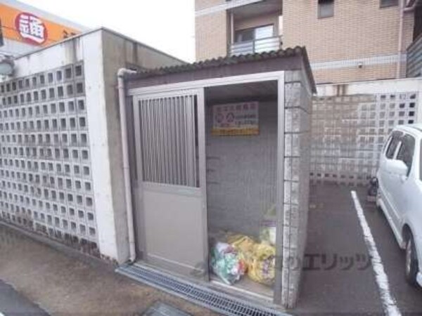 ゴミ捨て場