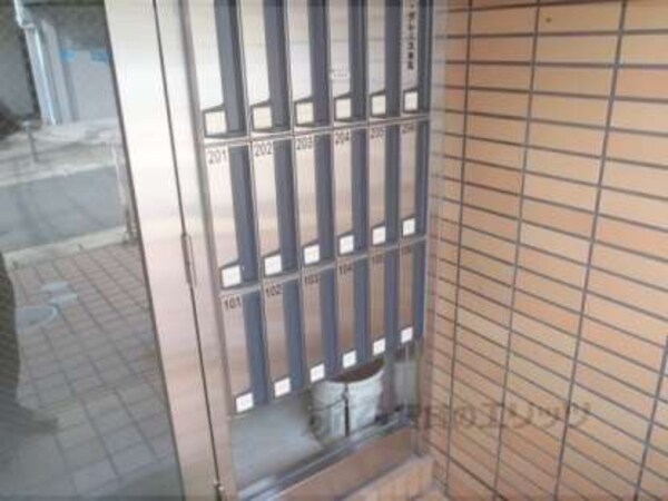 宅配ボックス