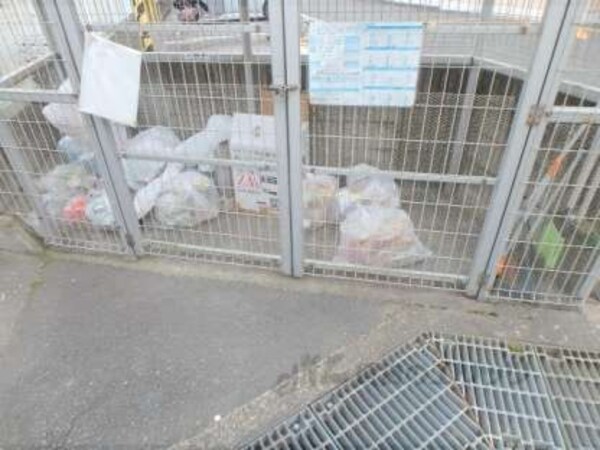 ゴミ捨て場