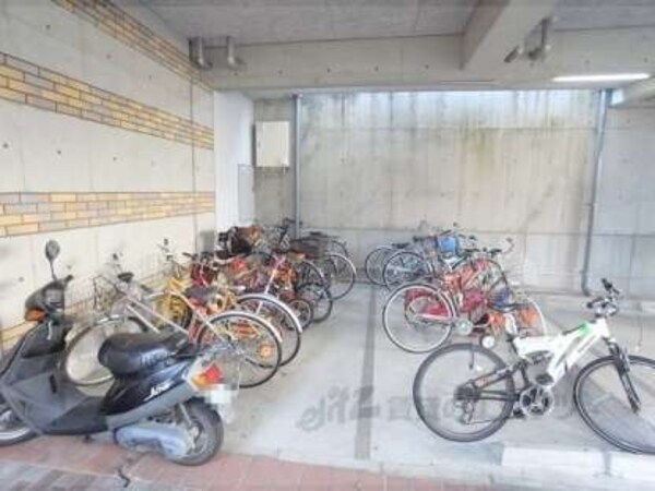 駐輪場