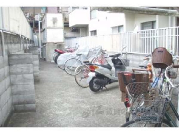 駐輪場