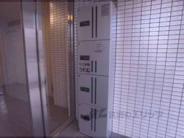 宅配ボックス