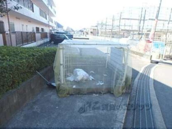 ゴミ置き場