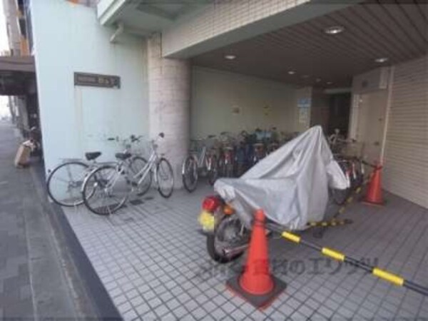 駐輪場
