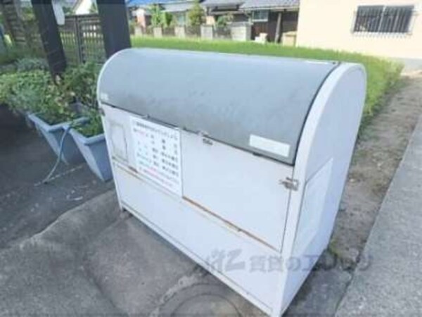 ゴミボックス