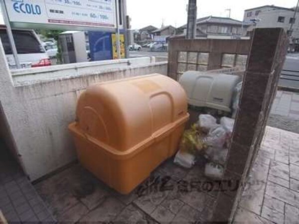 ゴミボックス