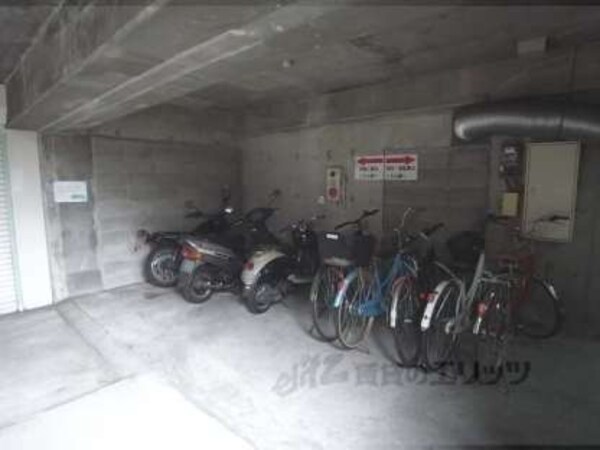 駐輪場