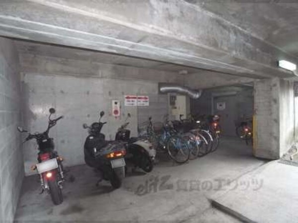 駐輪場