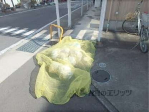 ゴミ置き場